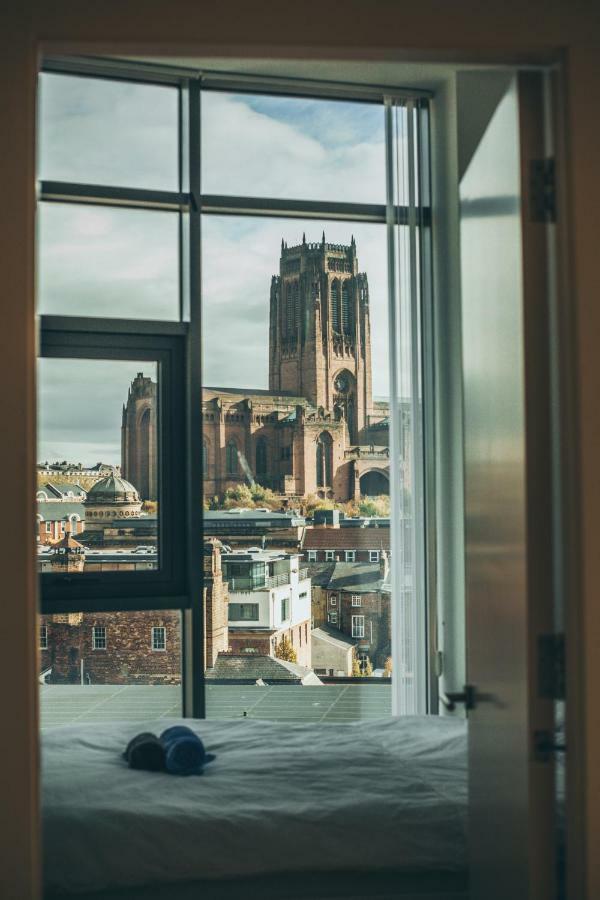Serviced Apartment In Liverpool City Centre - Free Parking - Balcony - By Happy Days מראה חיצוני תמונה